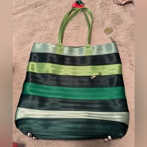Harveys Mixed Greens Streamline Tote